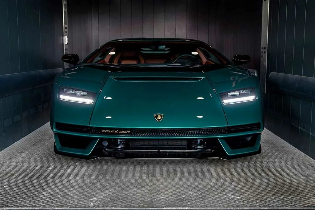Countach lpi 800. Lamborghini countach lpi 800-4. lamborghini countach 2025. ламборгини кунташ 2025. новый ламборгини коунтач.