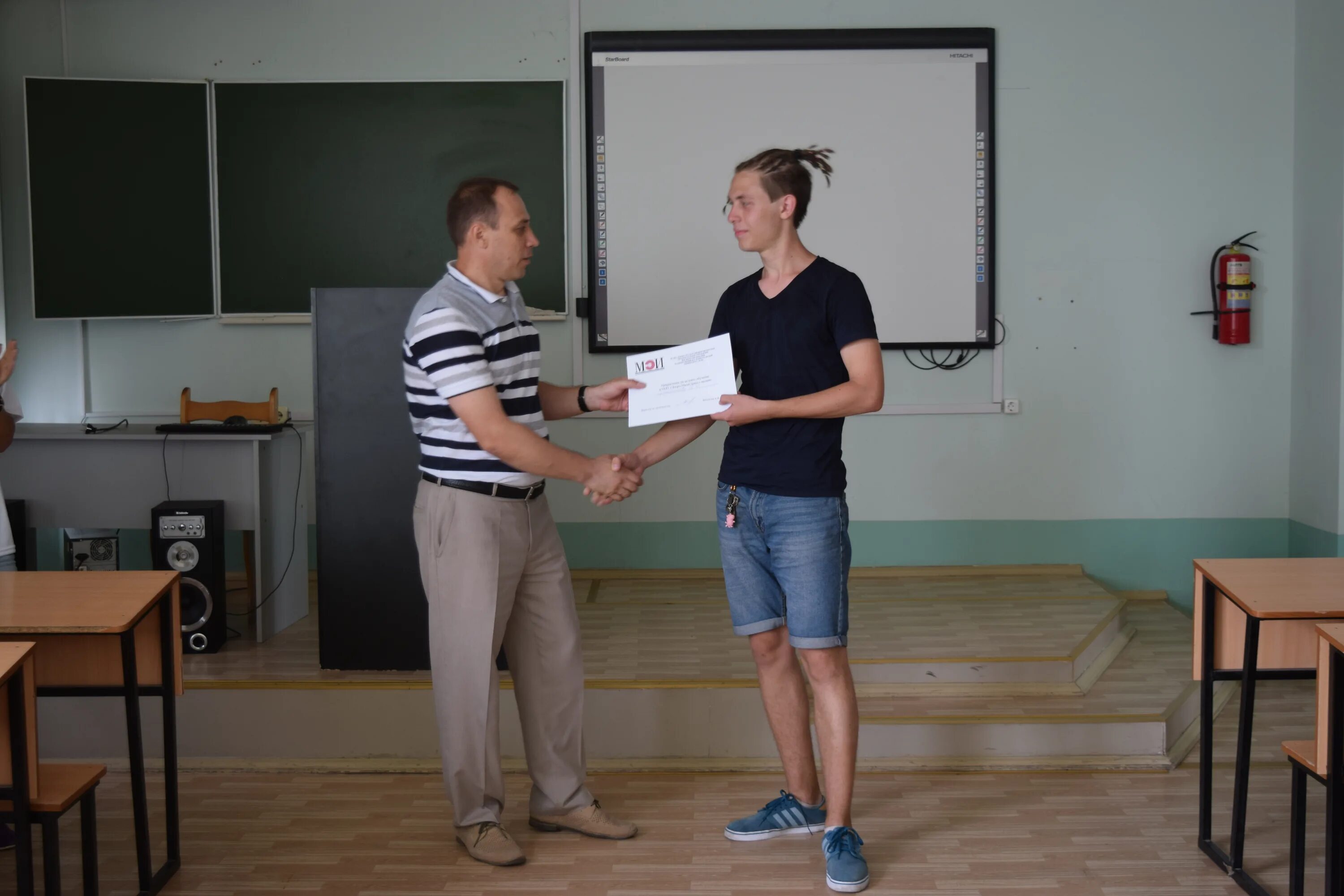 15 студентов. 15 студентов. Студенческая 15. Университет студенты. Встреча.