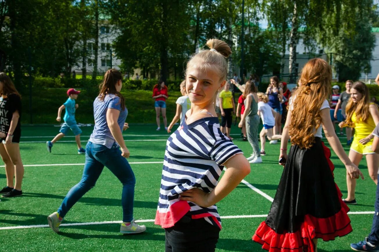 Лагерь истра в подмосковье. Лингвистической лагерь евроклуб. Евроклуб ярославская ул. Лингвистической лагерь евроклуб. Еврокоуб истоа.