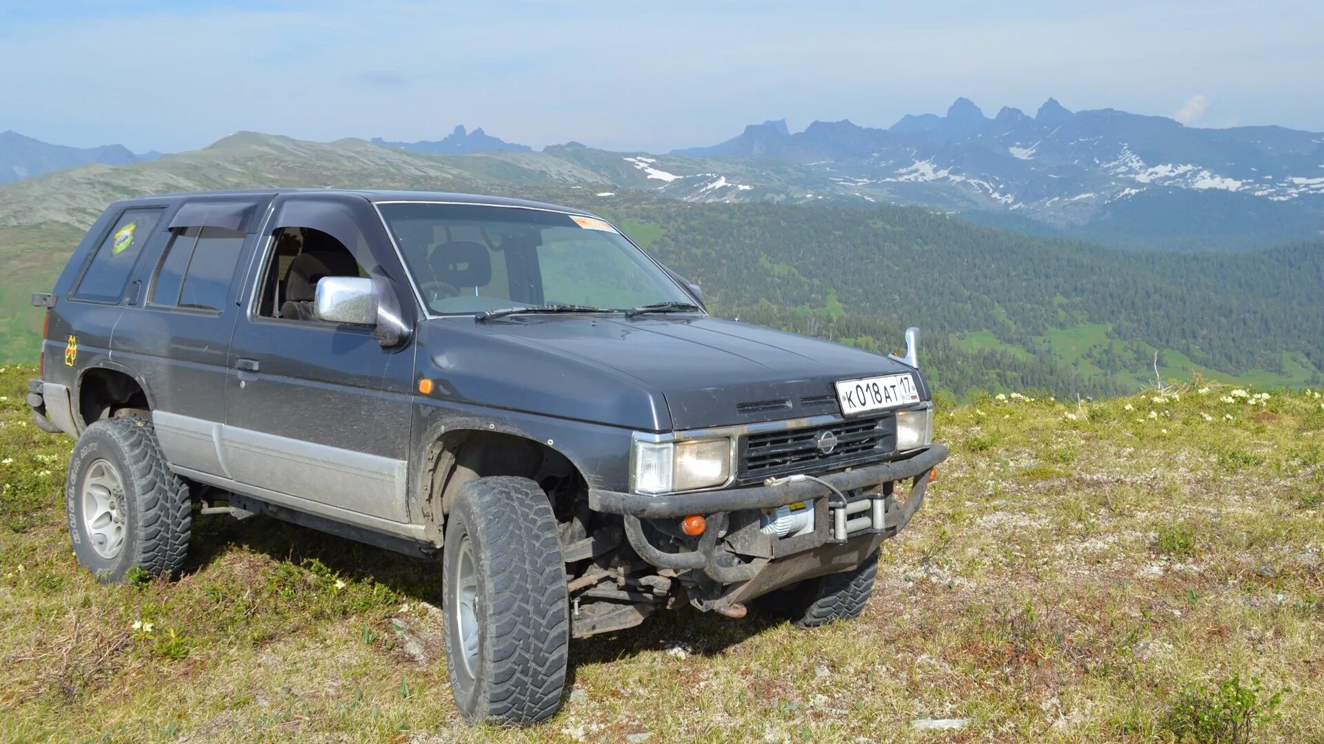 Ниссан террано 1 поколения. Nissan Terrano 1. Ниссан Террано 1995. Ниссан Террано 2 поколения. Nissan Terrano 2.7 1995.