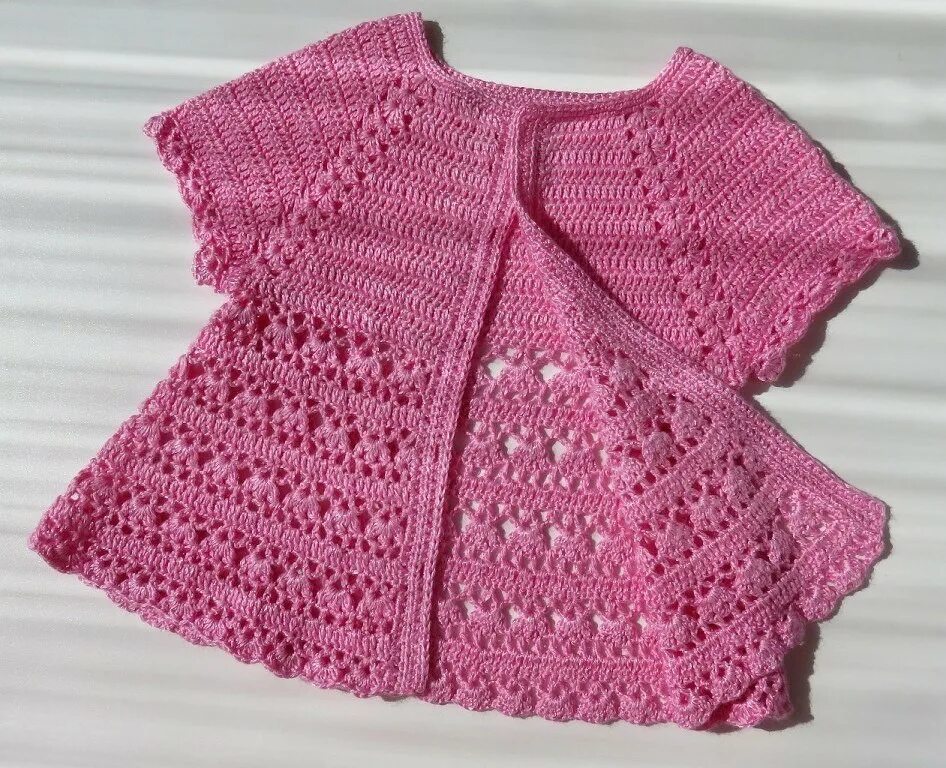 платья детские реглан сверху. платье для девочки 1 год спицами реглан сверху. платье реглан для девочки спицами. кофточка для девочки крючком на 3 года. детское платье реглан сверху.