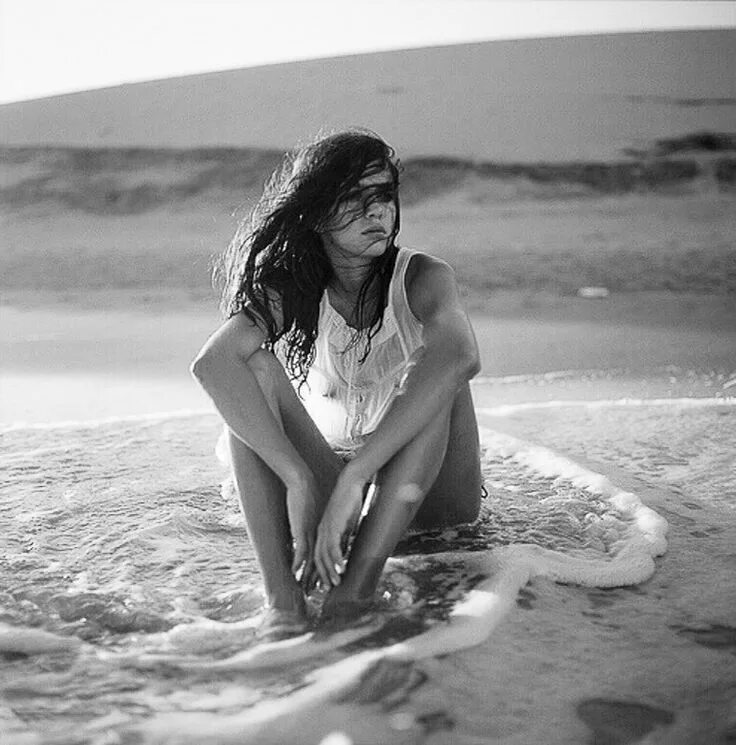 Девушка-море. Девушка на песке. Фотосессия на море. Girl in re