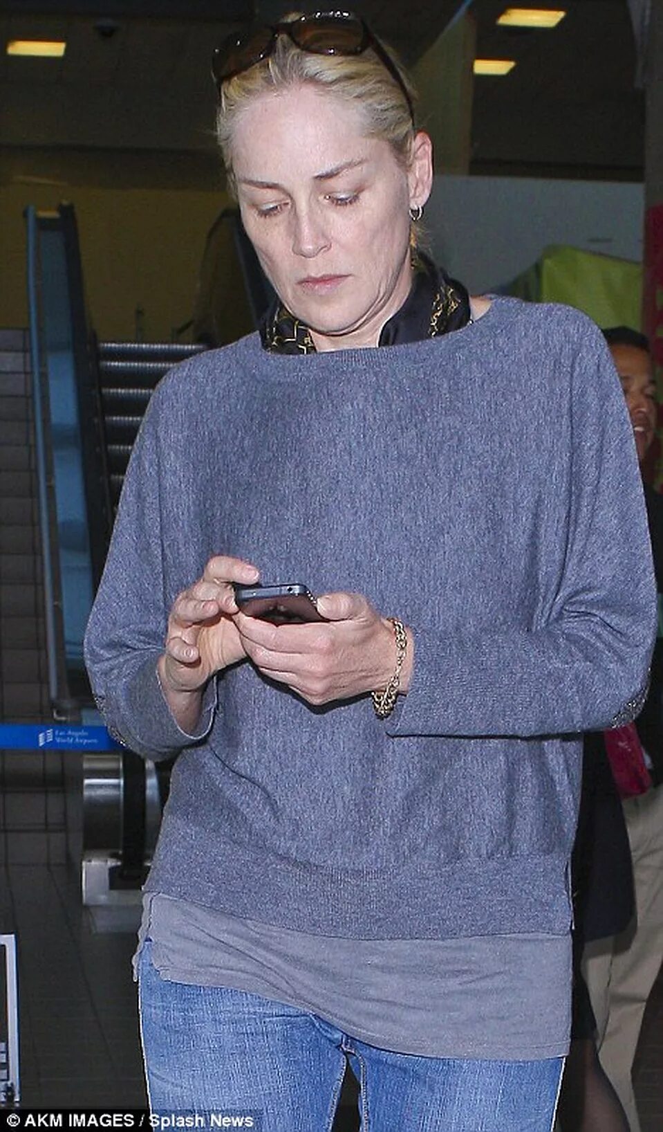 Шэрон стоун сейчас без макияжа. Шэрон стоун сейчас без макияжа 2021. Шэрон стоун сейчас 2022 без макияжа. Шерон стоун без макияжа. Шэрон стоун сейчас без макияжа.