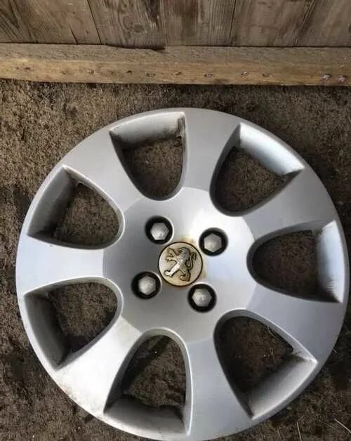 колпаки р15 пежо оригинал. колпаки на пежо боксер р16. колпаки пежо 408 оригинал 16. колпак колеса peugeot 206. пежо 206 оригинальные колпаки.