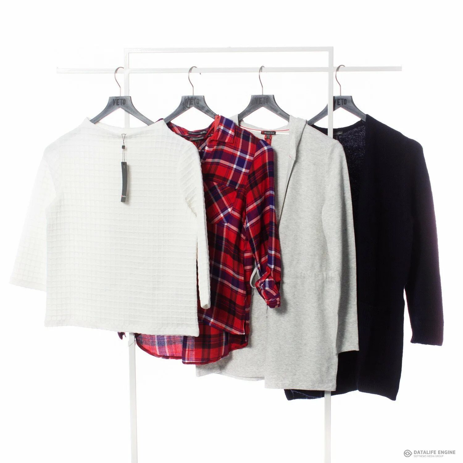 Фест ин спейс одежда. First одежда. Street one cecil одежда. 5020045 платье first in space. Фест ин спейс платье.