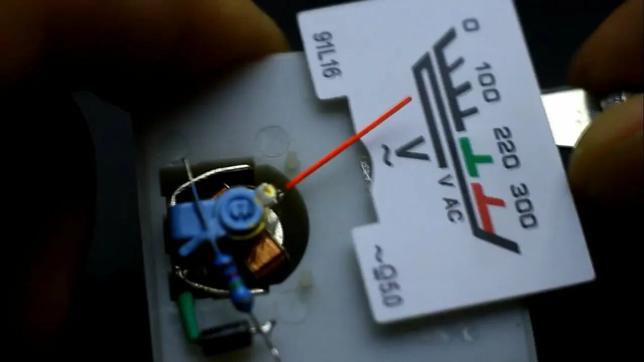 Вольтметр 91l16 сгорел резистор. Стрелочный вольтметр 91l16 сгорел резистор. 91l16 вольтметр. Вольтметр 91l16 Resistor.