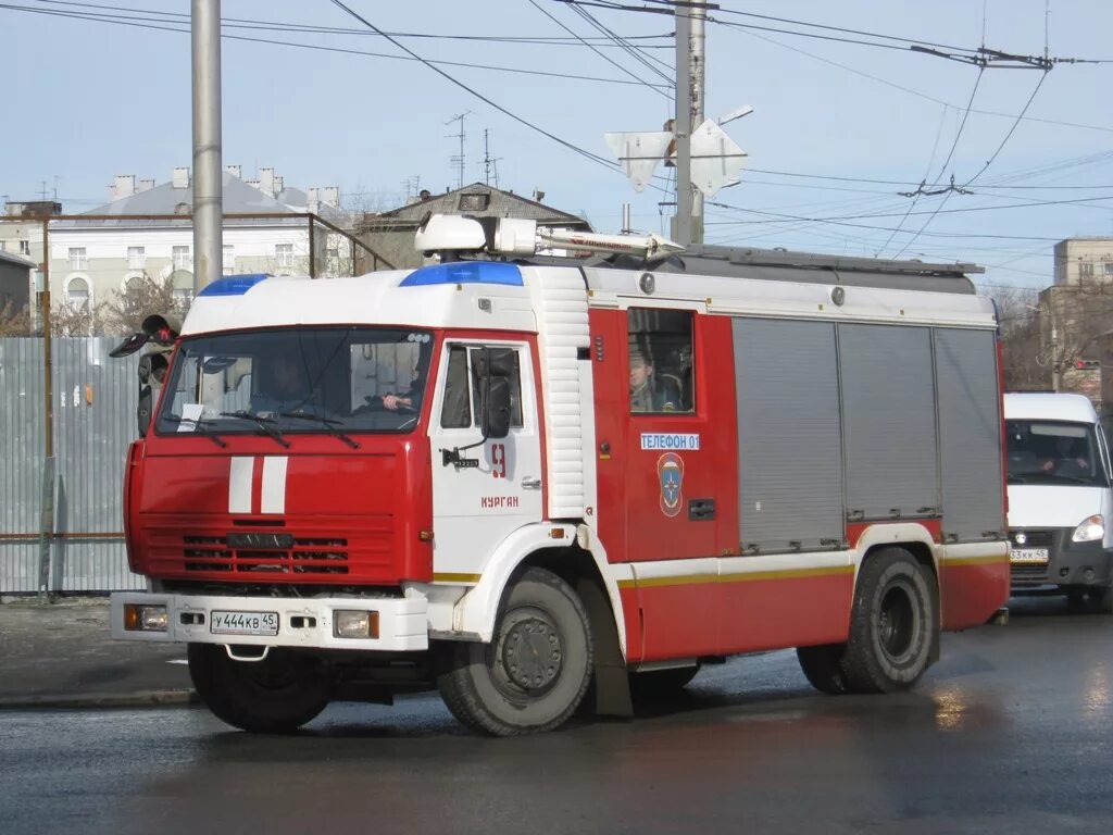 Ац 3. Ац 3,2-40/4 (камаз-43253). Автоцистерна пожарная ац-3,2-40/4. Ац 3 2 40 4 43253. Пожарная ац камаз 3 2 40 4.