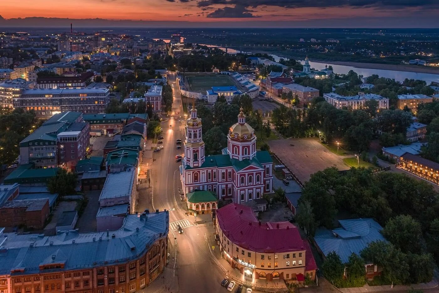 Сейчас в кирове