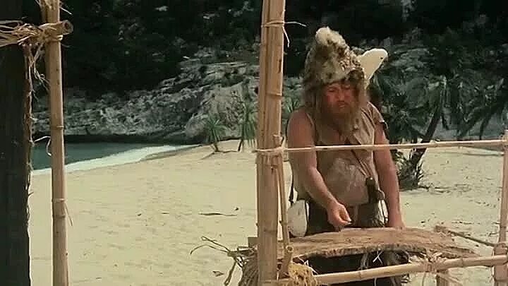 Зеуди арайа синьор робинзон 1976. Паоло вилладжо синьор робинзон. Робинзон крузо итальянская. Синьор робинзон пятница. Робинзон крузо итальянская.