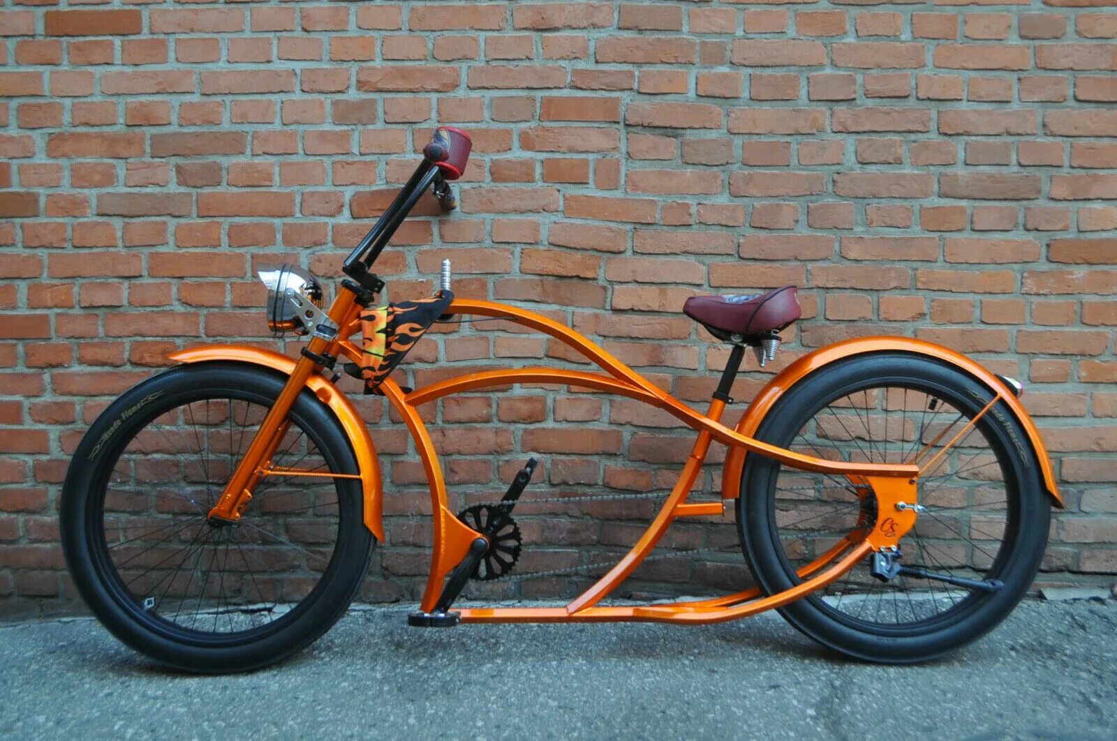 Custom velobike. Фэтбайк круизер чоппер. Кастомный велосипед. Велочоппер bobber. Растабайк лоурайдер.