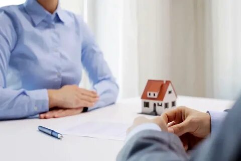 Человек банкрот продает квартиру