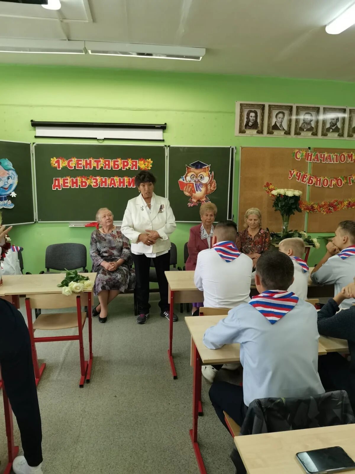 Останкинская школа совхоз останкино. Останкинская школа. Мбоу сош останкинская столовая. Мбоу сош останкинская столовая. Останкинская средняя школа.