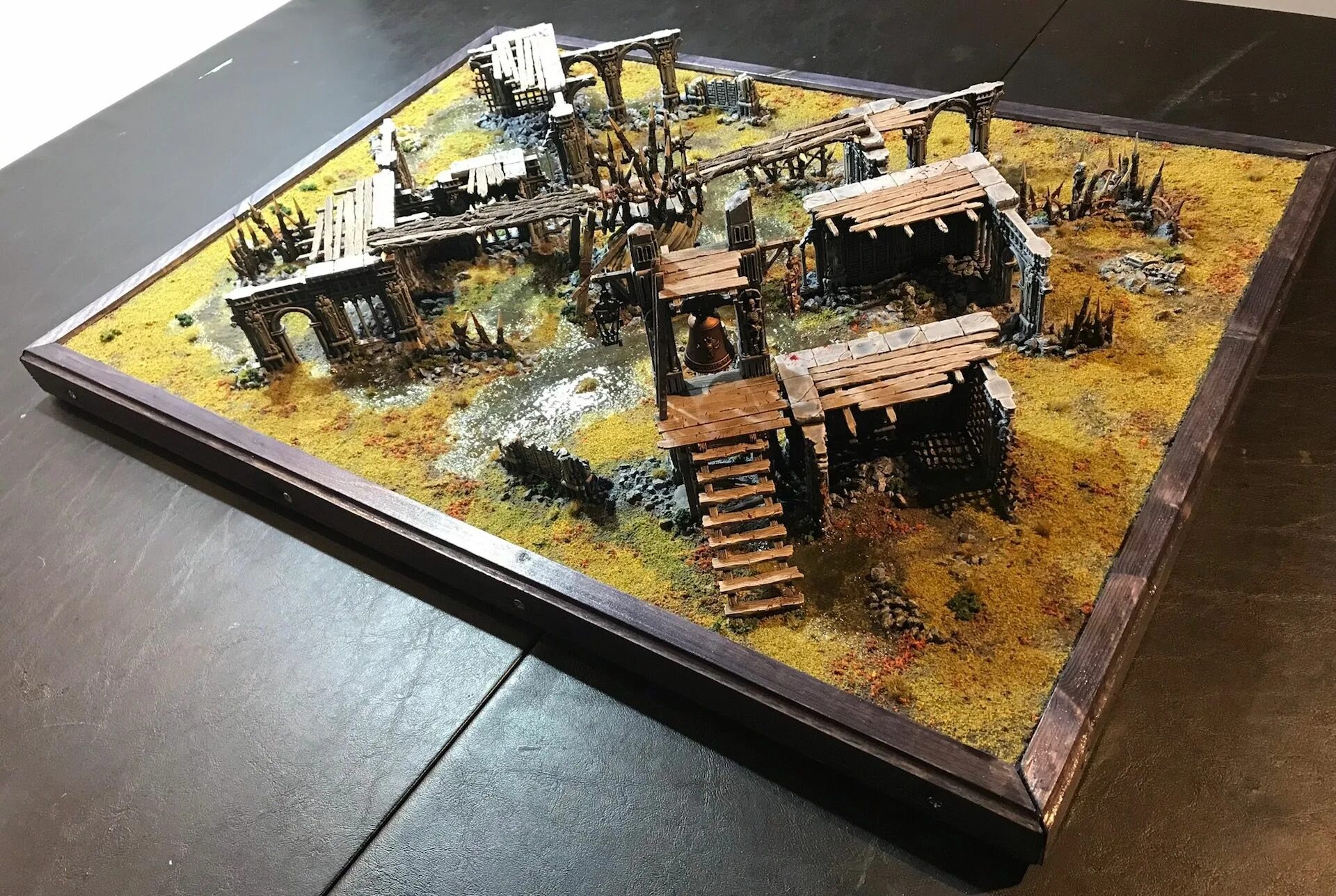 Террейн гекс 3d. Warhammer 40000 террейн город. Отзывы террейн. Террейн из литников. Мордхейм вархаммер город.