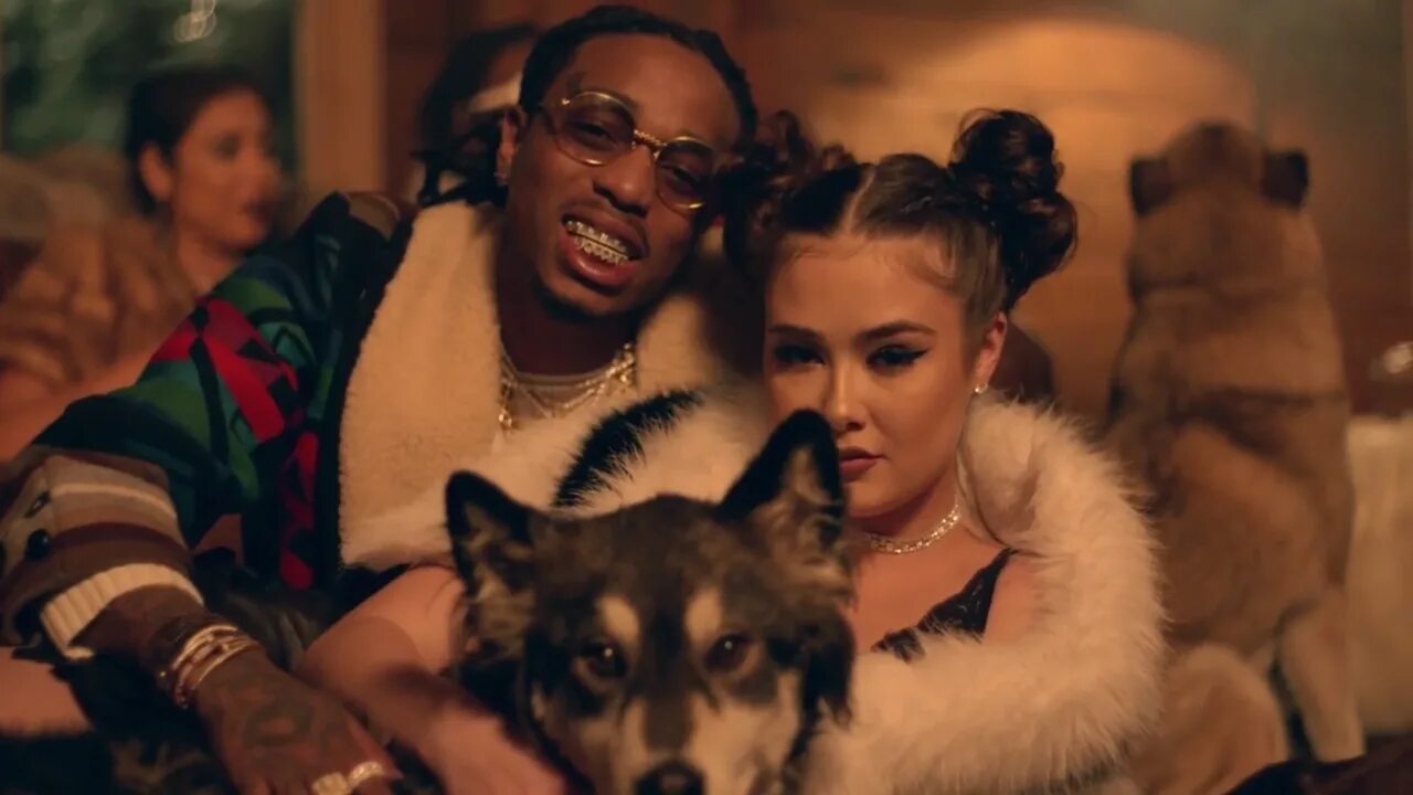 Аэро клип. Migos gif. migos ретро клип. migos t shirt клип. клип рэп с собаками.