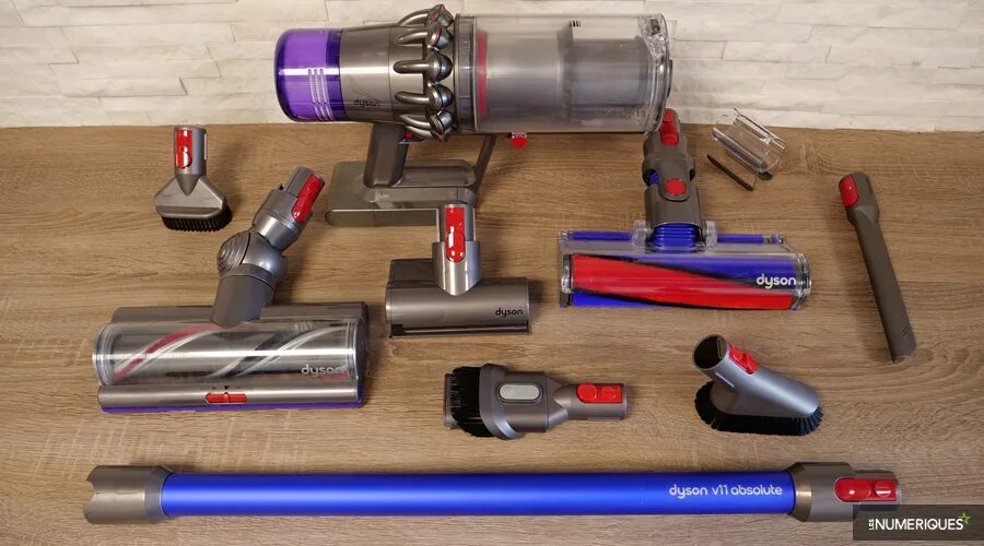 Дайсон в 11 Абсолют. Dyson v11 absolute Extra комплектация. Дайсон 11 s. Дайсон v12.