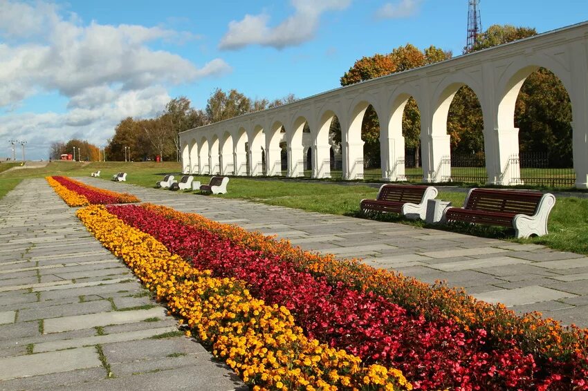 Аркада Гостиного двора (Ярославово Дворище). Гостиный двор Великий Новгород. Аркада Великий Новгород. Аркада Гостиного двора в Великом Новгороде.