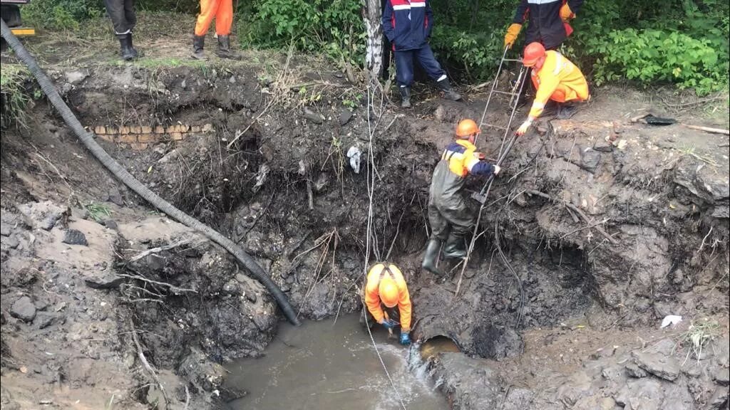 Водоканал канавинский нижний. Водоканал нижний новгород. перекладка водопровода. водоканал казань. работы на водоводе.
