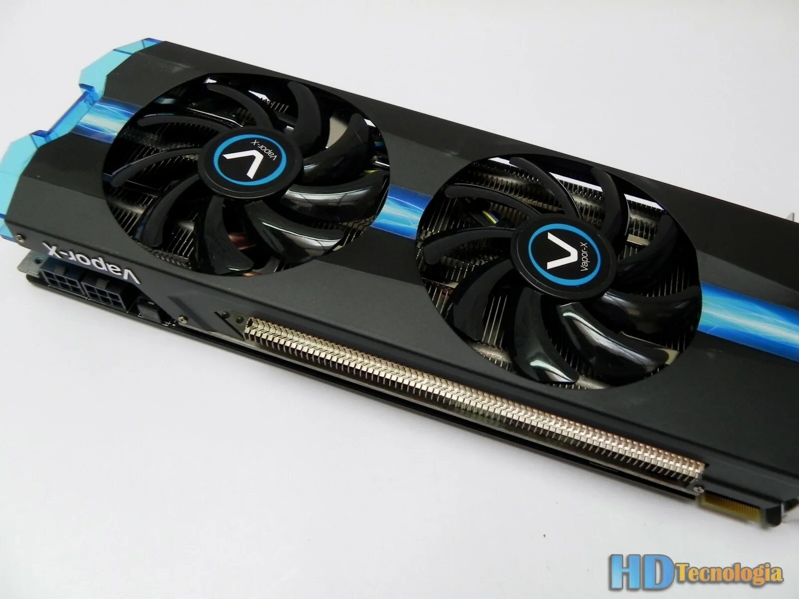 R9 200 series. R9 270x Sapphire Vapor-x. Sapphire r9 270x Vapor-x 2gb. Sapphire Radeon r9 270x. Radeon r9 200 Sapphire 2gb.