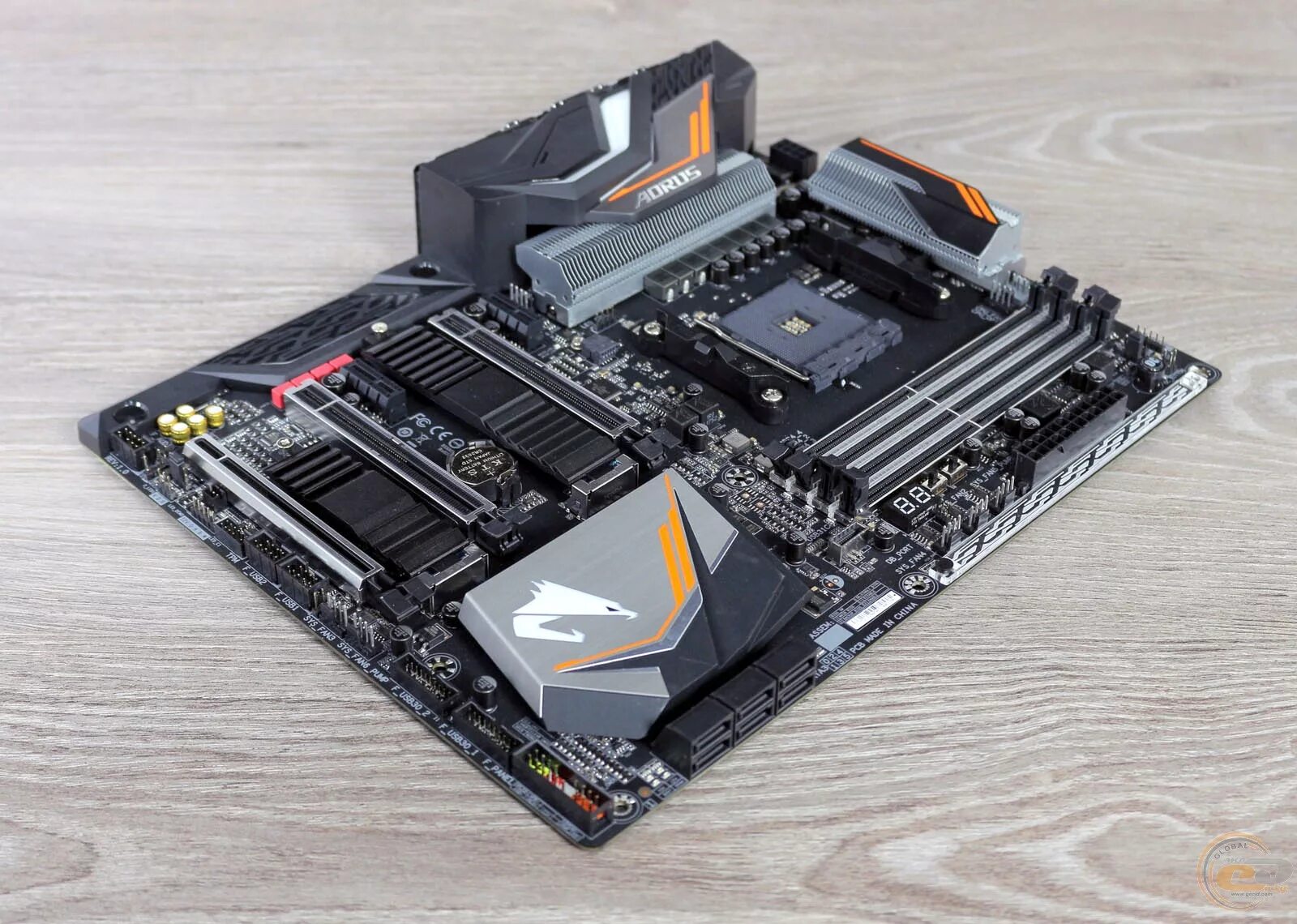 Gigabyte aorus gaming wifi. Материнская плата Gigabyte x470. X470 AORUS. Gigabyte x470 AORUS Gaming 5 WIFI. Gigabyte x470 AORUS Gaming 7 WIFI.