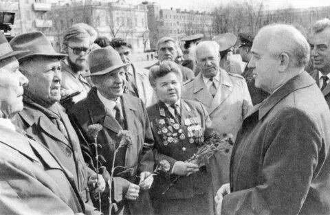 Апрель 1990 года