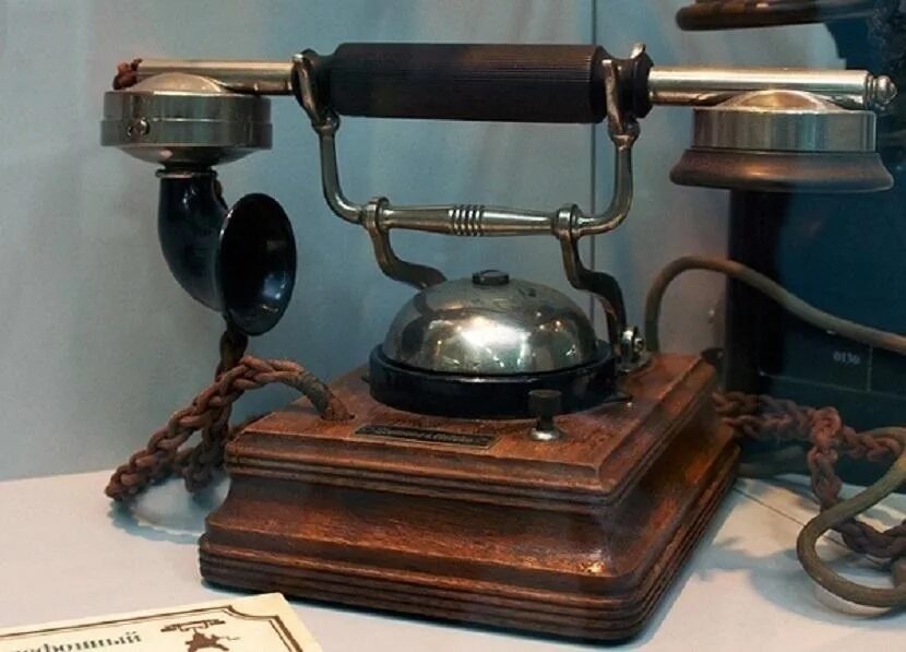 ЭЛМОН Браун Строуджер. Первый телефонный аппарат. Самый первый телефон. Первый телефонный аппарат в России. Ая 1 телефон