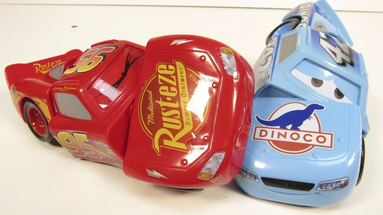 Cars 3 Lightning MCQUEEN crash Toys. Кэл Диноко. Cars 3 Lightning MCQUEEN Toys. Cars 3 MCQUEEN crash.