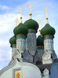 Высокая низкая церковь