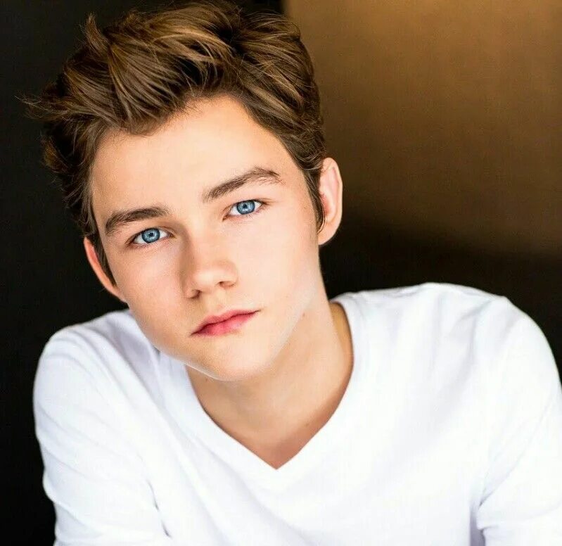 Леви Миллер. Леви Миллер 2020. Леви Миллер / Levi Miller. Леви Миллер 2022. Парня 13 15 лет