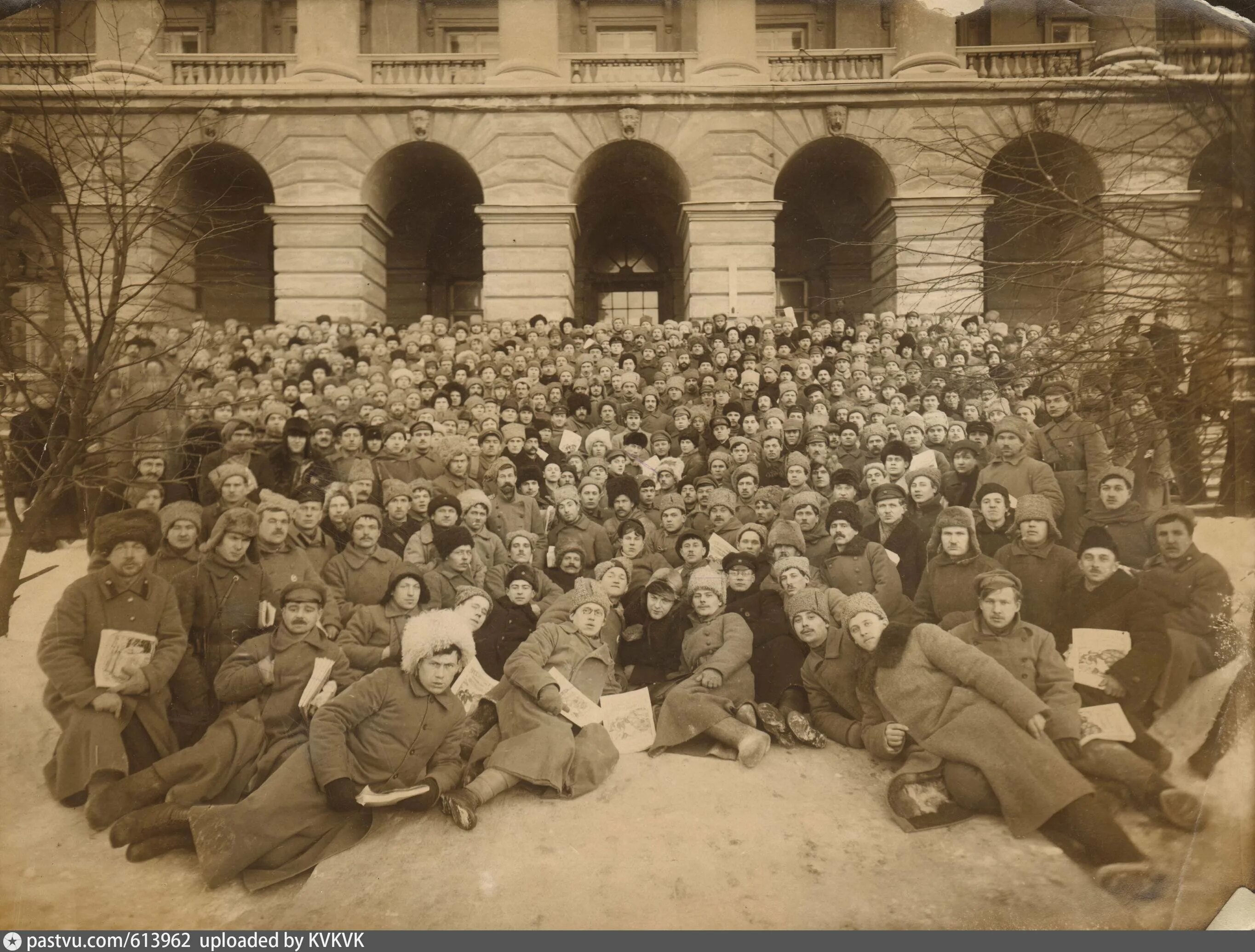 Февральская революция 1917 года пермь. Школа до революции в россии. Революция 1918 меньшевики. Ссср после революции в 1917. Восстание в египте 1919.