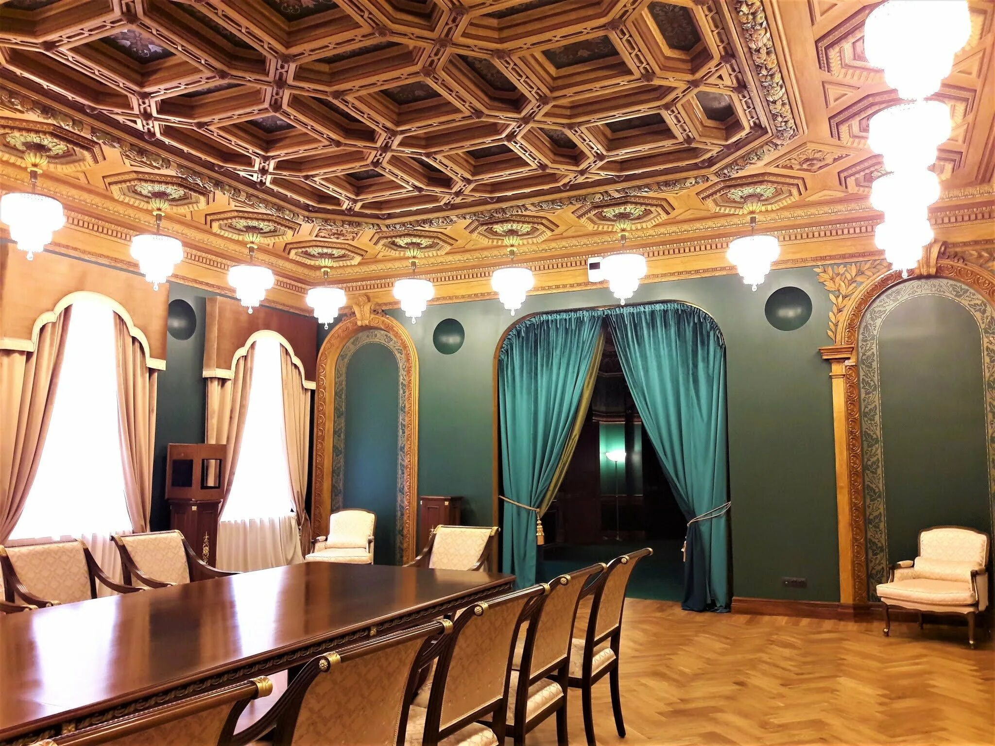 Музей елисеевых в санкт петербурге. Магазин купца елисеева в санкт-петербурге. Доходный дом купца елисеева на ломоносова, 14. Особняк купца елисеева в санкт-петербурге. Елисеевский дворец санкт-петербург.