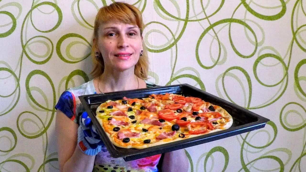 Сколько времени запекается пицца. Как делать пиццу. быстрая пицца. сколько по времени готовится пицца в духовке.