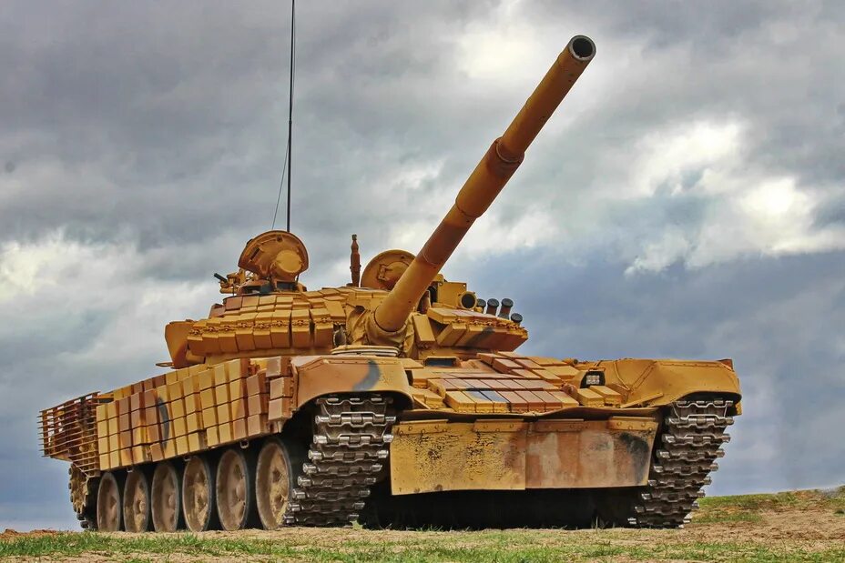 Т72 википедия. T-72бмэ. белорусский танк т-72бмэ. танк т 72 бмэ. беларуский модарнизираваный танк т72.