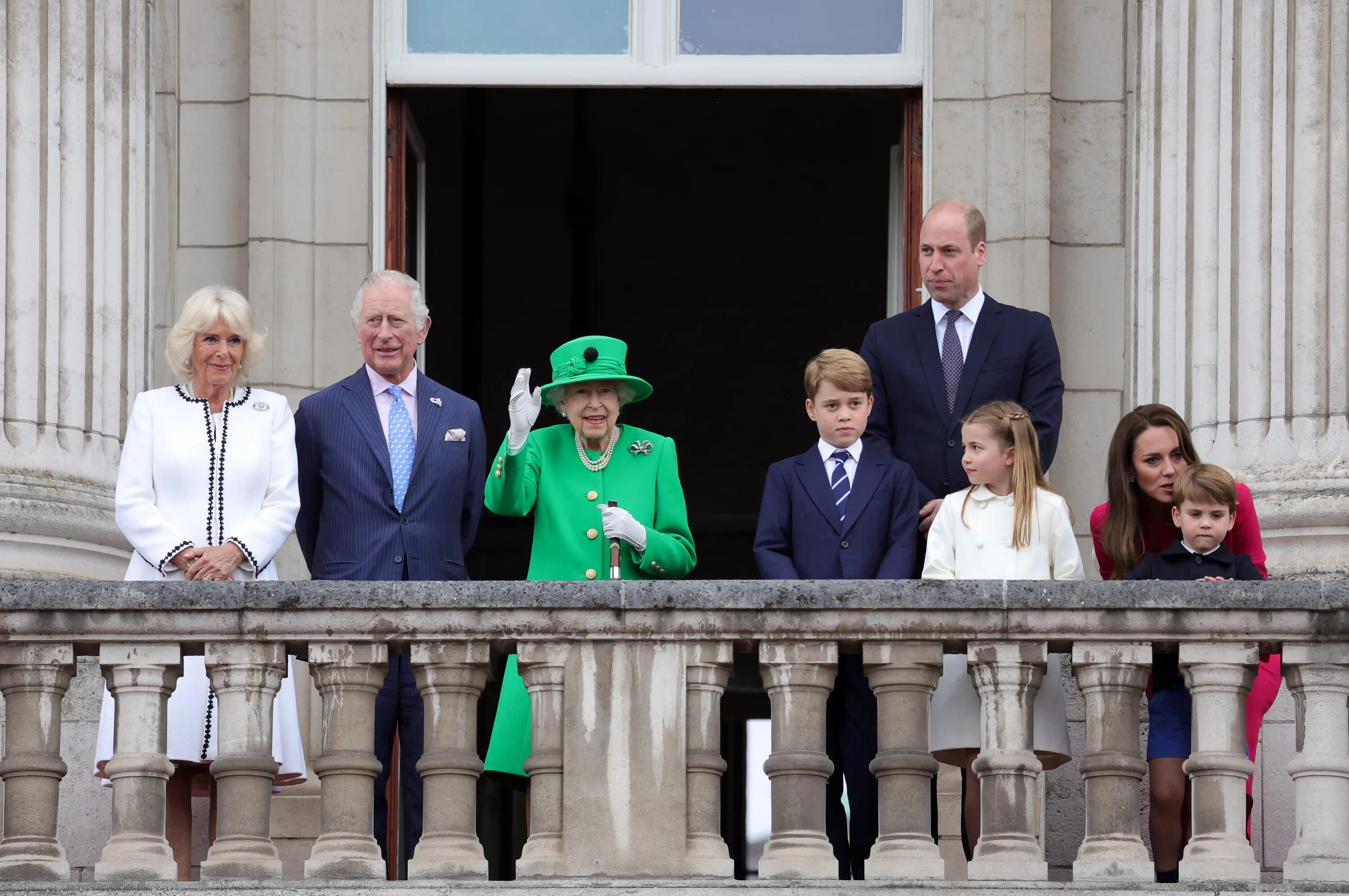 Обращение принцессы уэльской. Королевская семья Кейт Миддлтон. Семья Элизабет 2.