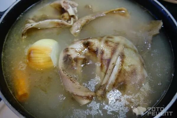 холодец из свиных ушей и курицы