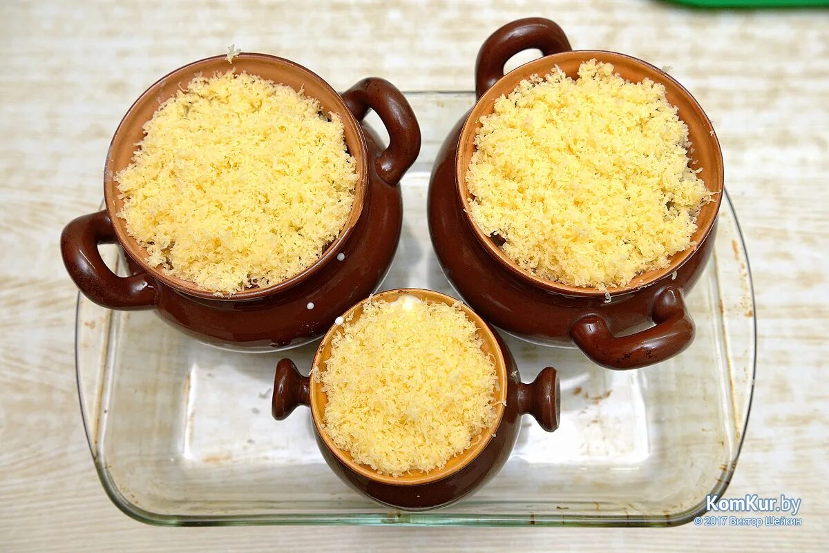 рецепт рис с мясом в горшочках.