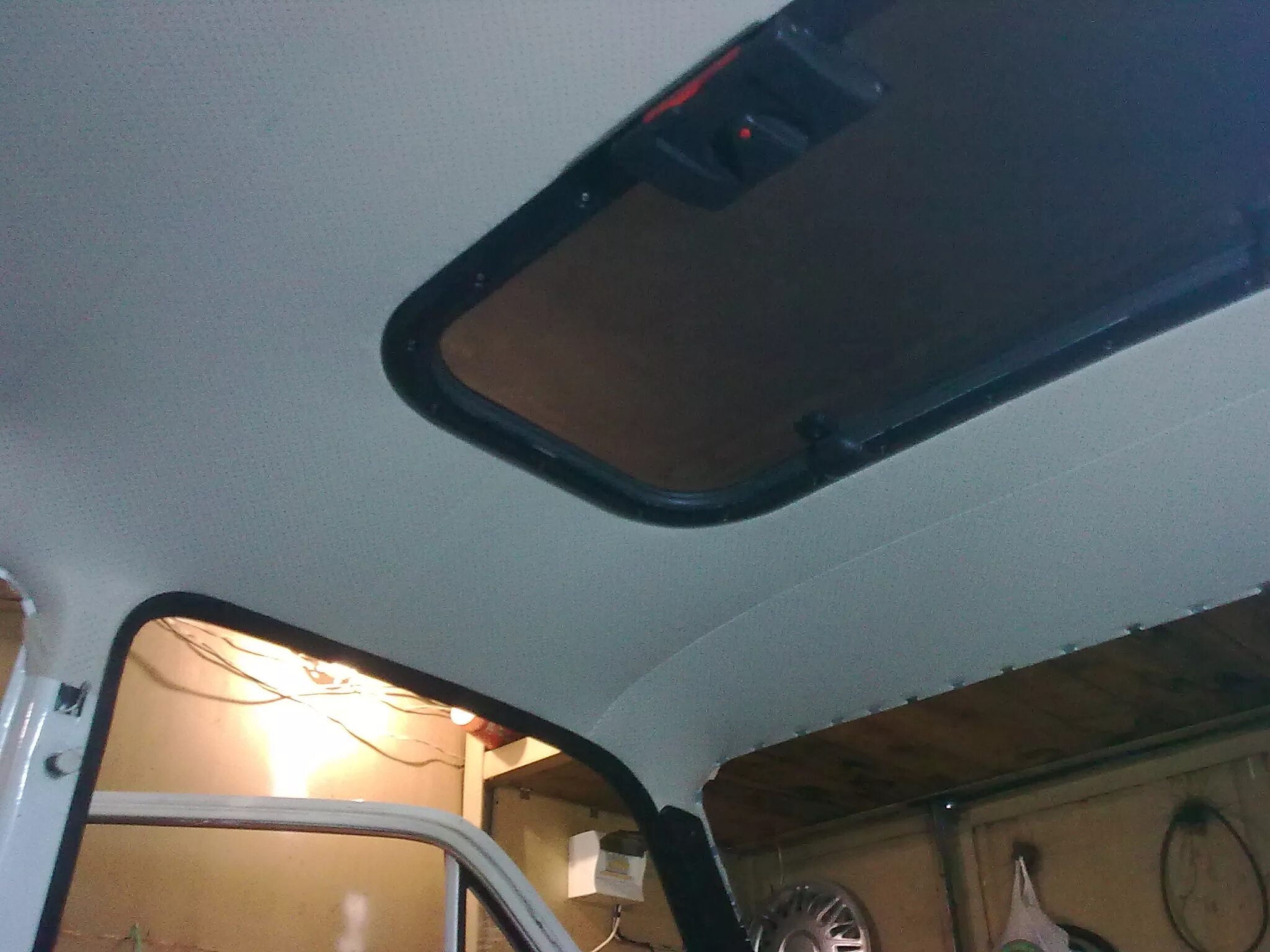 Жесткий потолок на ниву. Потолок ваз 21213 жесткий. Потолок ваз 21213 жесткий. Жёсткий потолок на ниву 21213. Жёсткий потолок на ниву 21214.