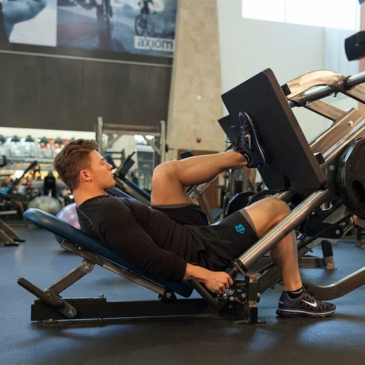 Тренажер для ягодиц. Precor icarian жим ногами. Джим ногами. Жим лежа платформы ногами. Тренажер жим ногами платформа.