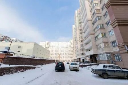 Триумфальная арка мангилик ел. Ул. Мангилик ел, 19/2. Мангилик ел 19. Сатпаев сош 1 юридический адрес.