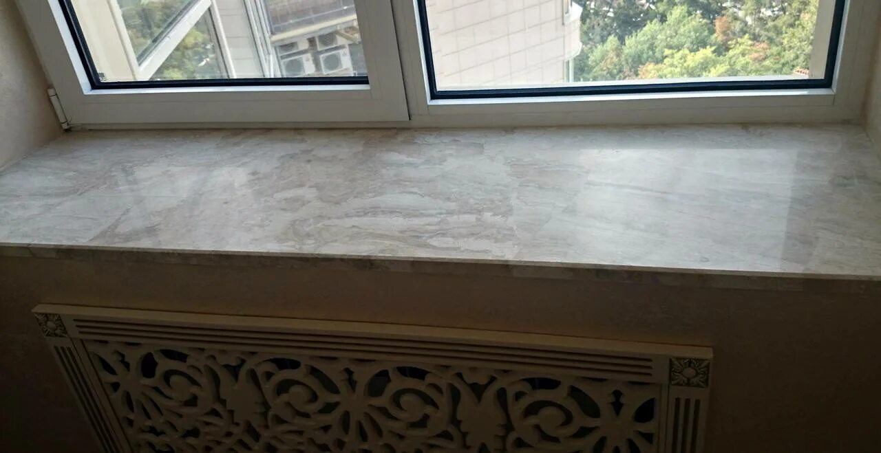Подоконник из камня фото Камин из мрамора Bidasar Brown купить с доставкой Товар на картинке можно купить.