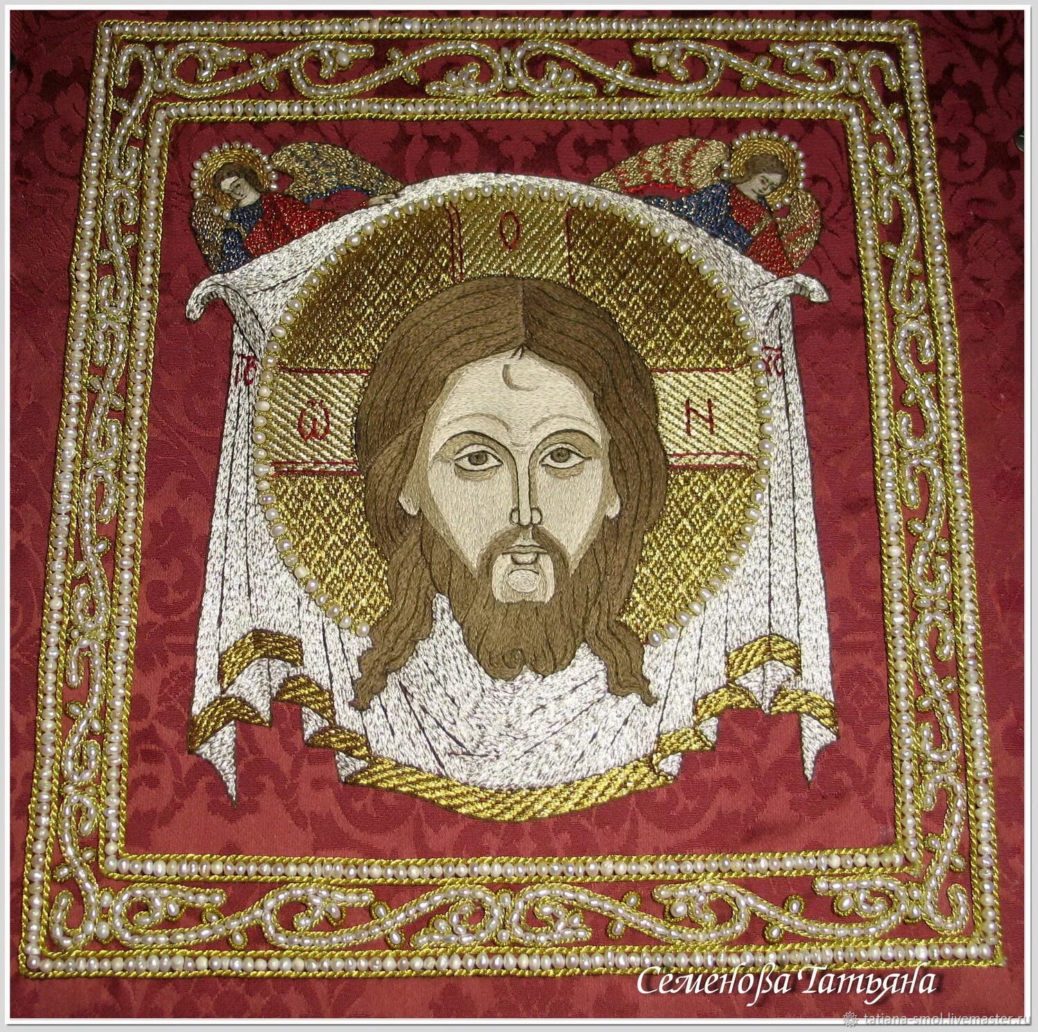 Лицевая вышивка