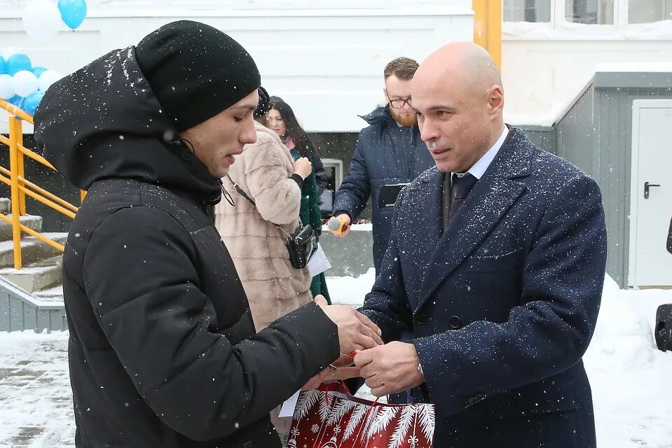 Квартиры сиротам липецкая область. Жкх дети сироты. Липецк дети сироты. Квартиры сиротам липецк 2021. Очередь на жилье детям сиротам липецкая.