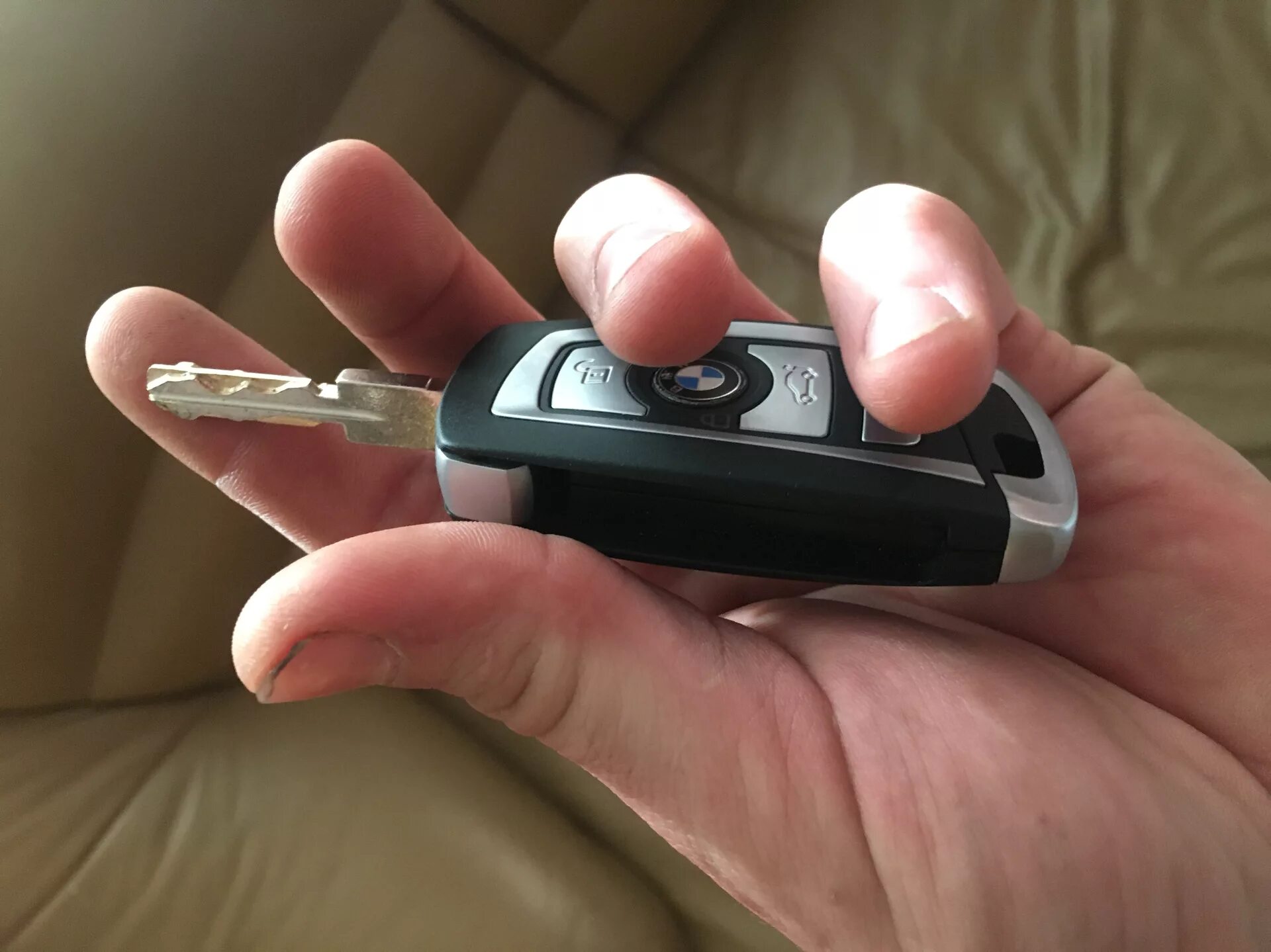 Ключ bmw e36. Бмв не реагирует на ключ. Плата ключа бмв е46. Бмв не реагирует на ключ. Батарейка в ключ бмв е39 1999.