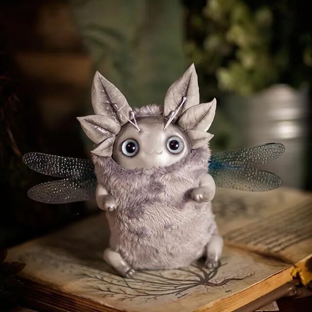 Смешанная техника игрушки мех глина. Необычные авторские игрушки. Зверюшки из полимерной глины и меха. Милые существа. Монстрики из полимерной глины и меха.