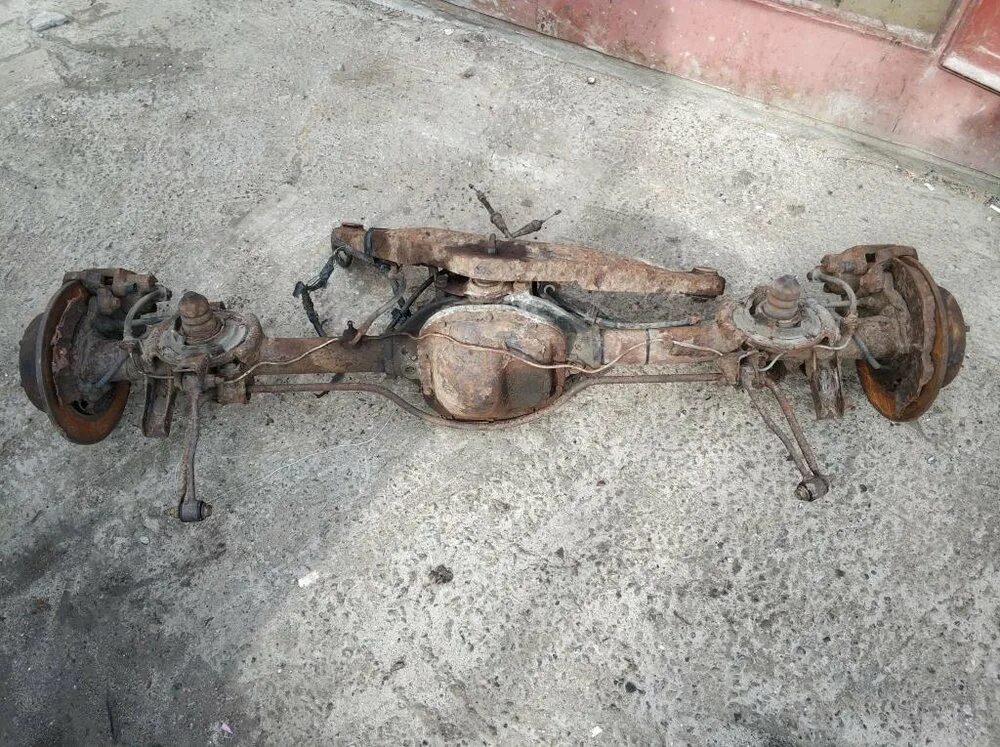 Передний мост гранд чероки. В разборе задний мост джип гранд чероки wj детально. Задний мост джип гранд. 73 vari-lock dana 44 jeep wj. Задний мост jeep cherokee.