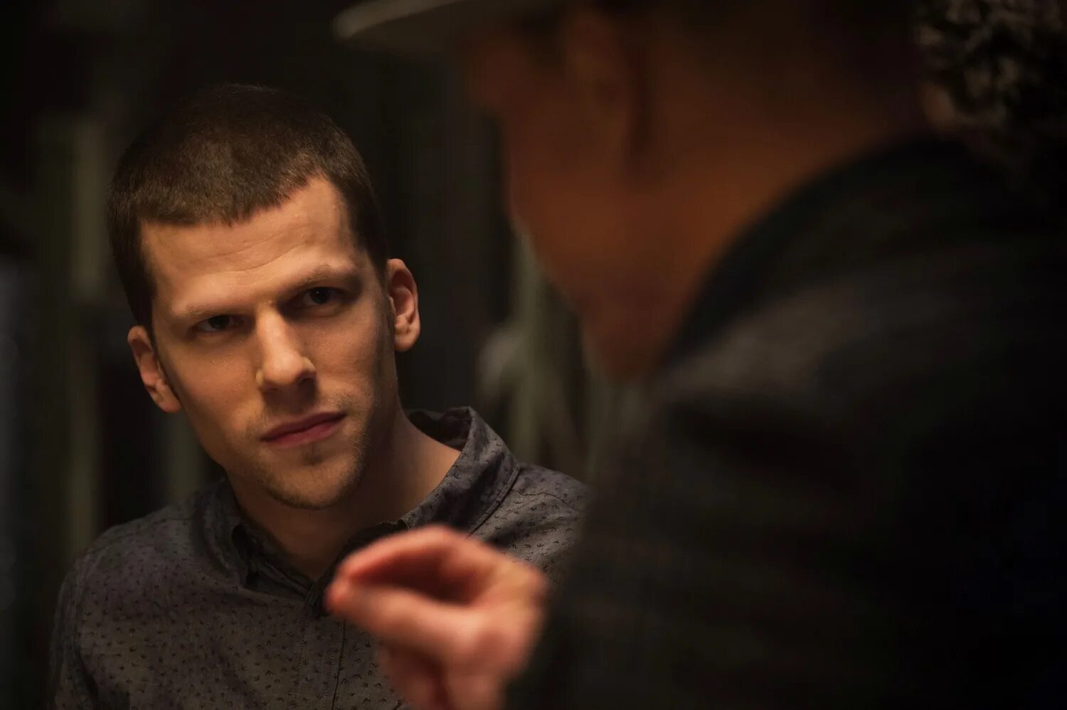 Иллюзия обмана 1. You see any good films. Джесси айзенберг иллюзия обмана 2. Лиззи каплан иллюзия обмана 2. Вуди харрельсон иллюзия обмана 2.