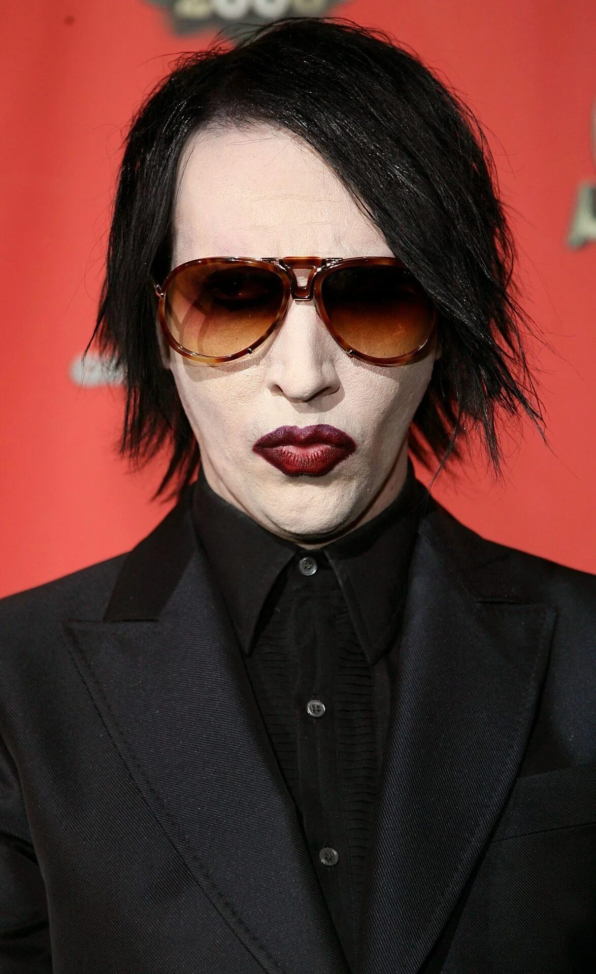 Мнрлин менслн. Мэнсон тонкое. Мэрилин мэнсон 2006. Marilyn manson концерт. Мэрилин мэнсон фото.