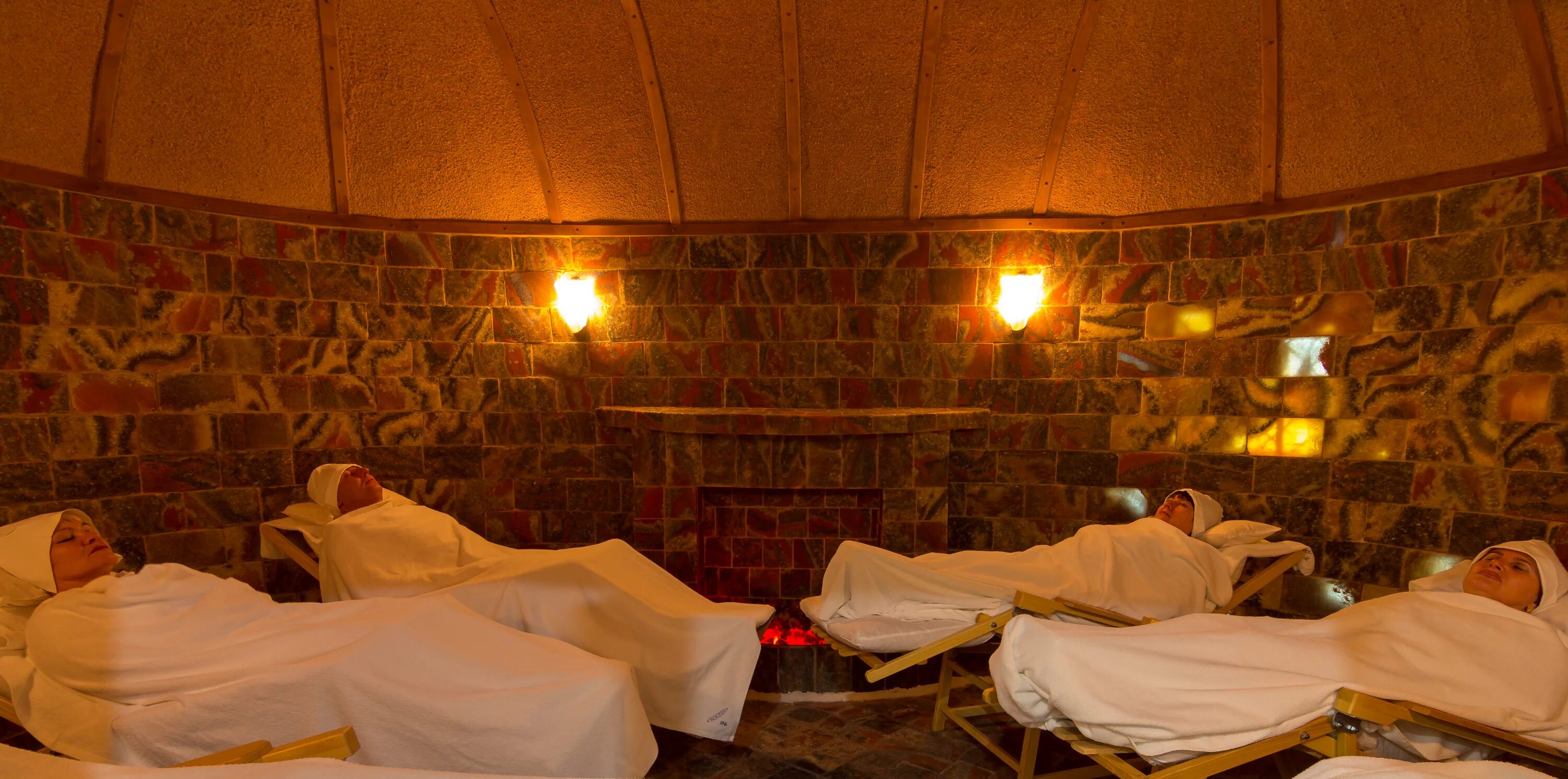 Спелеотерапия в санатории белокуриха. Спелеокамера в санатории. Спелеотерапия что это в санатории. Спелеотерапия в санатории зеленая долина. Спелеокамера в санатории.