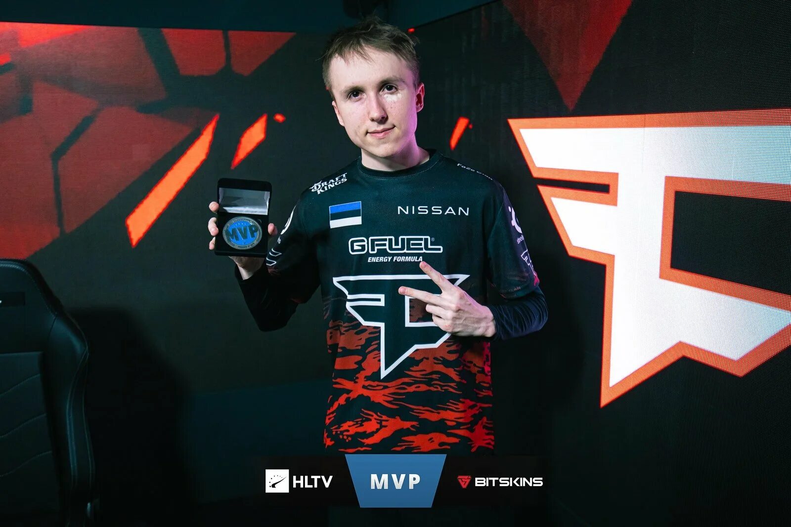 Faze clan 2024. FAZE Clan CS go 2022. Ропз фейз. Робин ропз кул. Команда FAZE 2022.