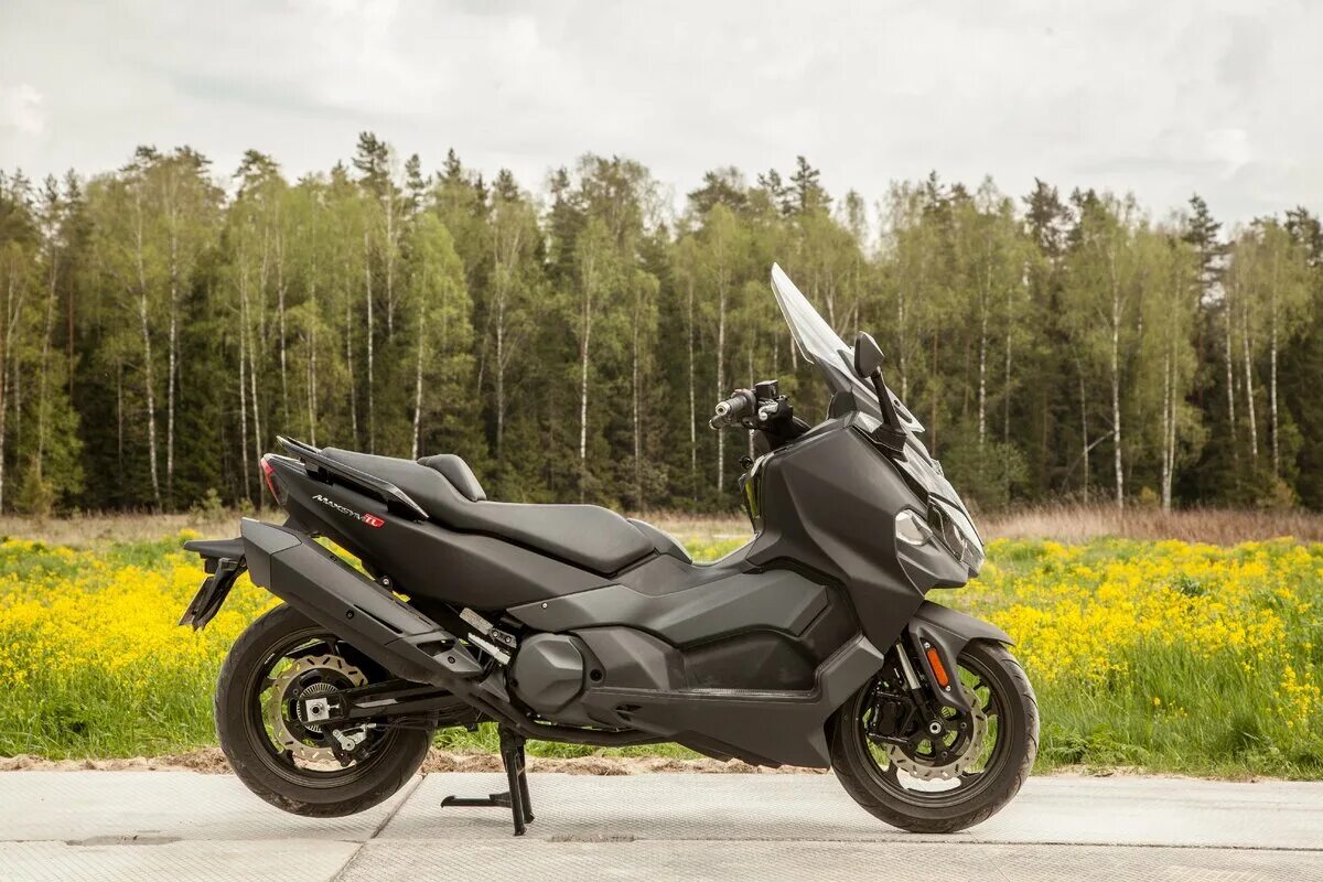 Sym maxsym tl. Sym maxsym tl 500. sym maxsym tl 500i. максискутер maxsym tl 500i. скутер sym tl 500.