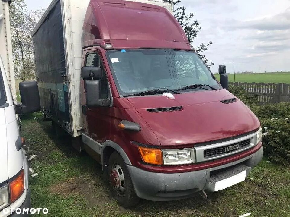 Кабина ивеко дейли. Кабина Ивеко Дейли 5. Кабина Iveco Daily 3. Угловая облицовка кабины Ивеко Дейли. Крепление кабины на ивеку Дэлли 60-150.